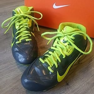 Nike Speedlax cleats, size 6Y